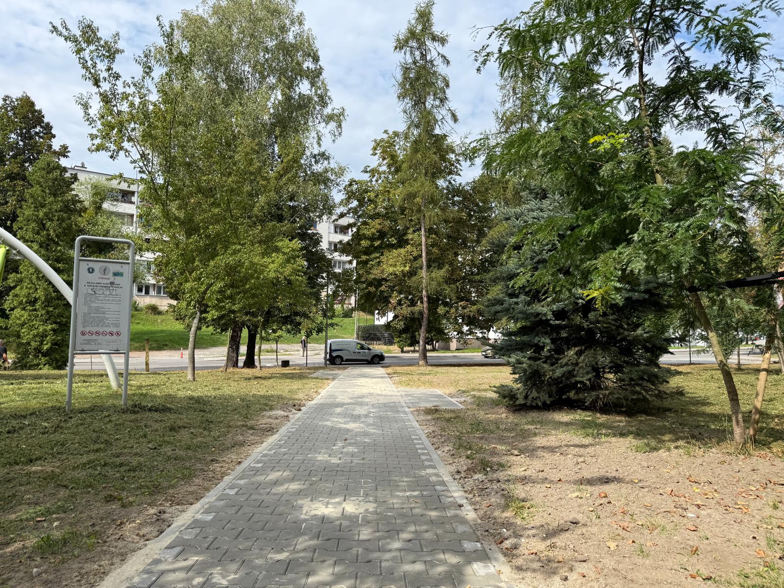 Plac manewrowy z kostki – Wodzisław Śląski